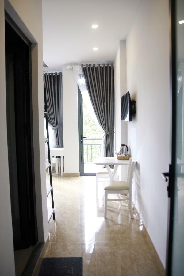 Grey House Hotel Da Lat Exterior photo